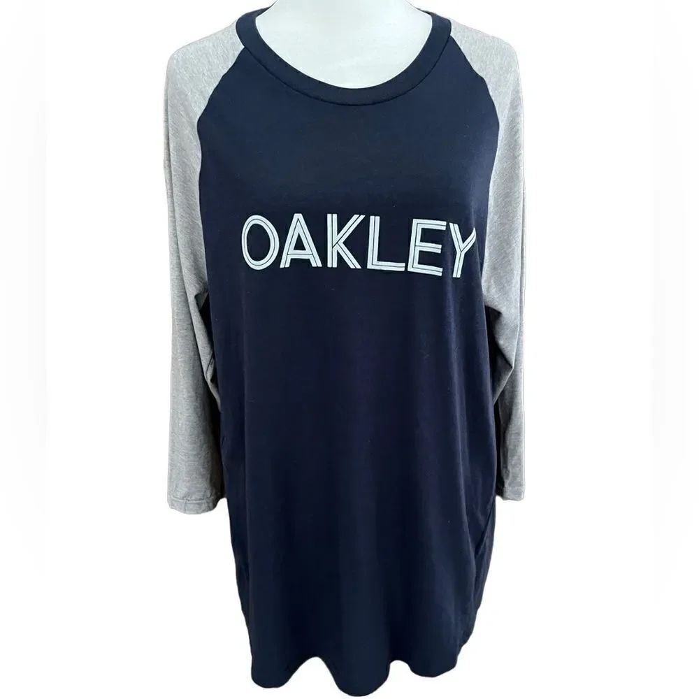Oakley Men's Logo Regular Fit 3/4 Raglan T-Shirt, ringer style, size L